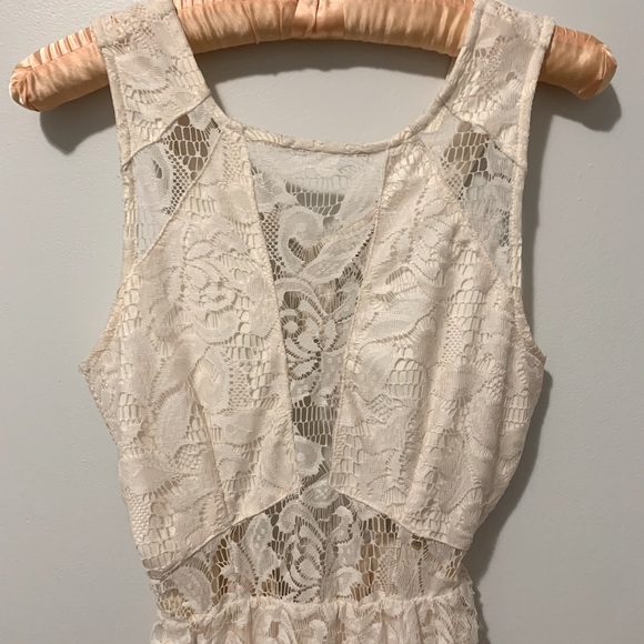 Divided - Lace maxi dress - Picture 3 of 6